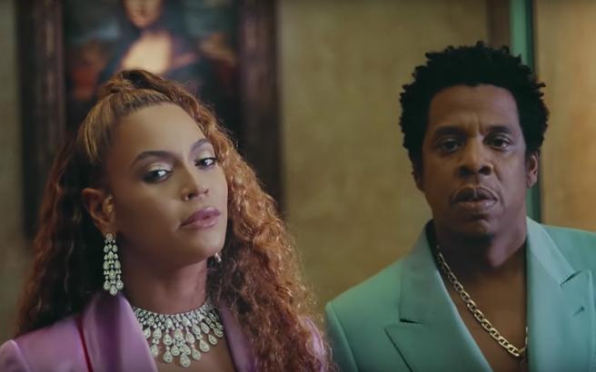 Beyoncé & JAY-Z (aka The Carters) "Apesh*t" Music Video