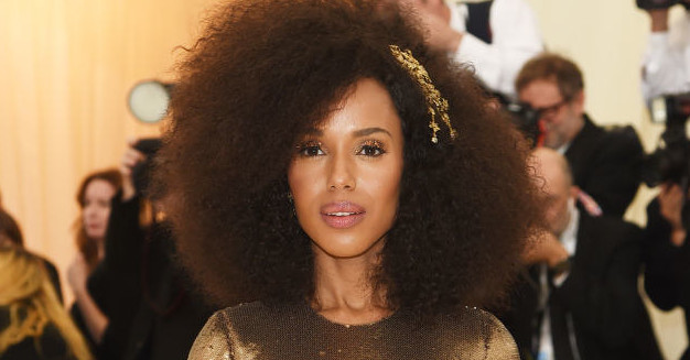 Kerry Washington Just Showed Up To The Met Gala Looking Like A Golden Goddess