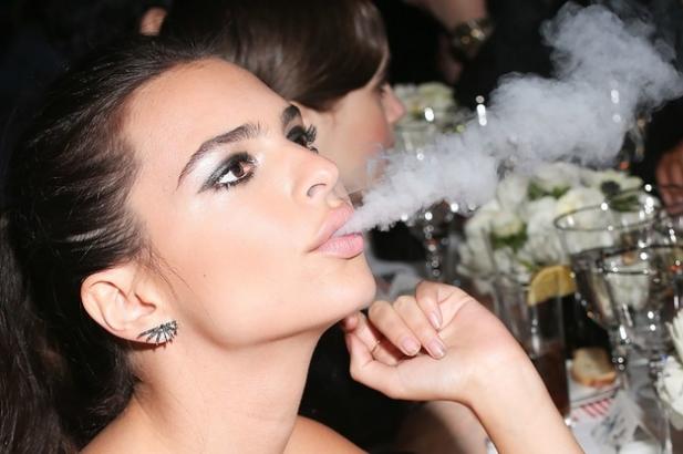 27 Famous People You Never Knew Vaped