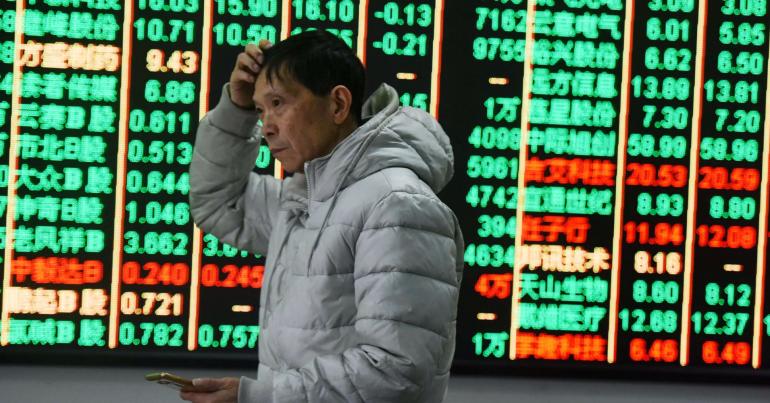 Chinese stocks tumble into bear market, with Shanghai index on pace for worst year since 2011