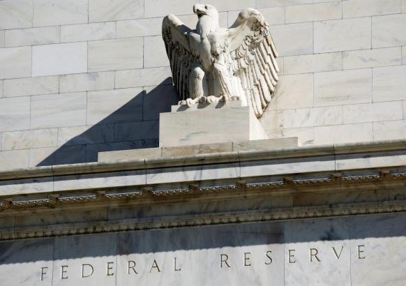 Fed on lookout for recession but still sees strong economy: minutes