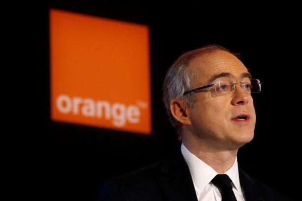 Orange says open to French telecom tie-up talks, not an instigator