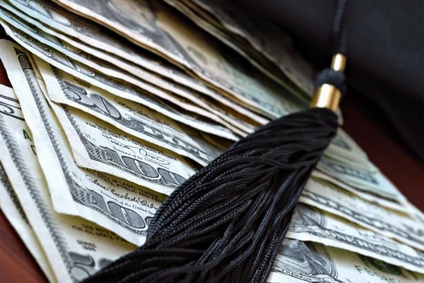 Money lessons everyone should know before leaving high school