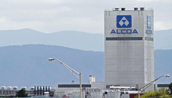 Alcoa cuts adjusted EBITDA forecast citing tariffs, shares slide