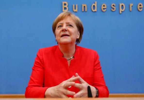 Merkel says ThyssenKrupp structure is a commercial matter