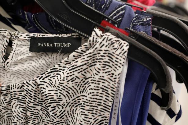 Ivanka Trump closes fashion line to focus on helping her father