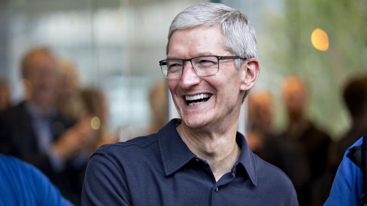 Therese Poletti's Tech Tales: Apple is worth $1 trillion because of Tim Cook