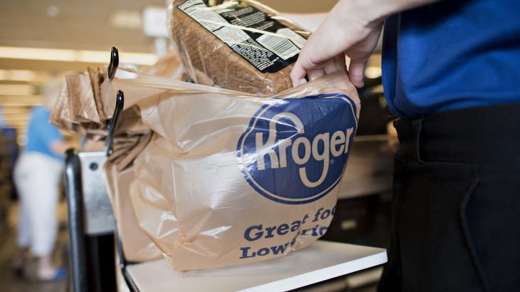 After Kroger strikes back at Visa, battle over credit-card fees may only get worse