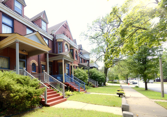 Economic Report: Mortgage rates tick down as more home buyers choose to wait it out