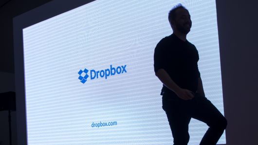 Dropbox starts the day down 10 percent after COO departs