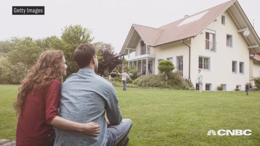 Want to refinance your house? Keep these two points in mind