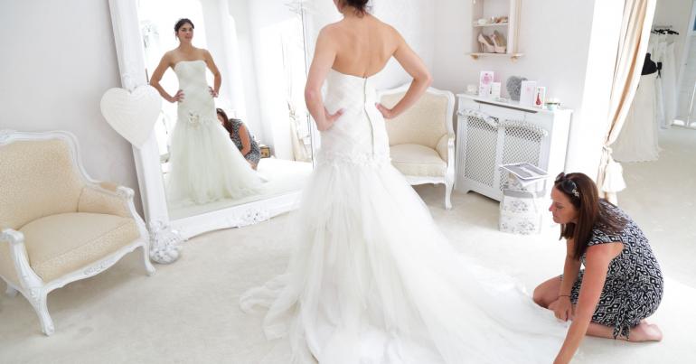 Buying wedding dresses online: More brides are leaving physical stores at the altar