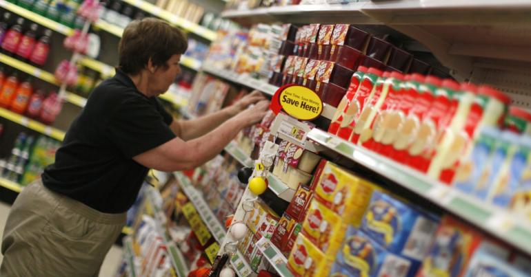 Dollar General quarterly same-store sales top estimates