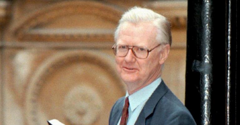 James Mirrlees, Whose Tax Model Earned a Nobel, Dies at 82