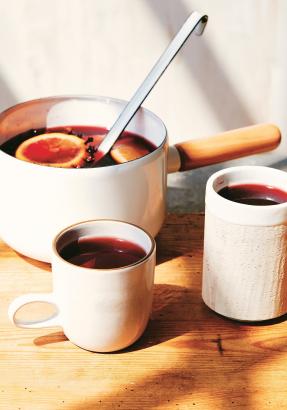 The Award For the Coziest Fall Drink Goes to This Mulled Wine