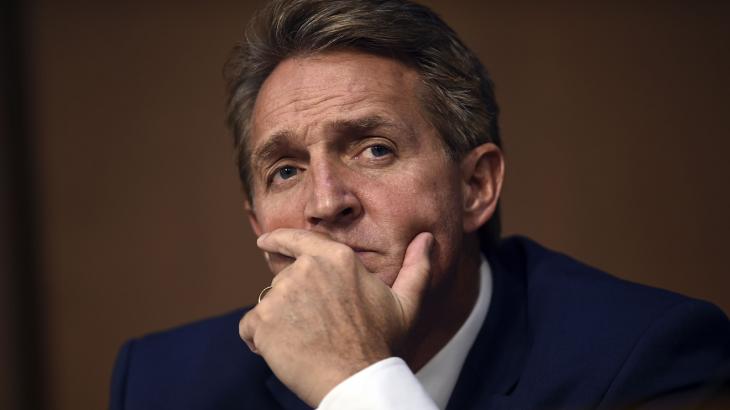 Flake calls for no Kavanaugh vote until after accuser is heard