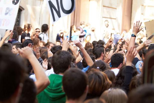 Managing Controversial Speakers on College Campuses