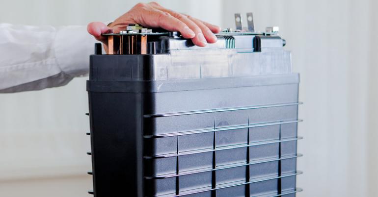 Cheaper Battery Is Unveiled as a Step to a Carbon-Free Grid