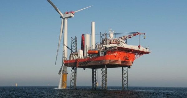 Vestas unveils gigantic 10 MW wind turbine