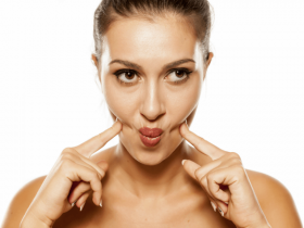 5 Wrinkle-Fighting Facial Exercises