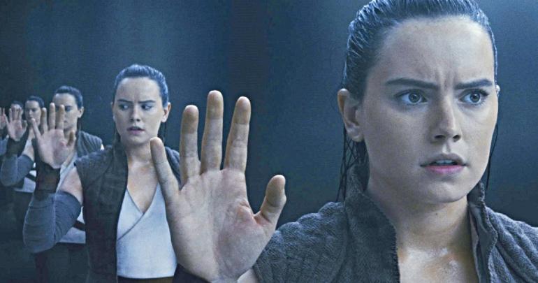 Star Wars Fan Wins the Weekend with Amazing Mirror Cave Rey Cosplay