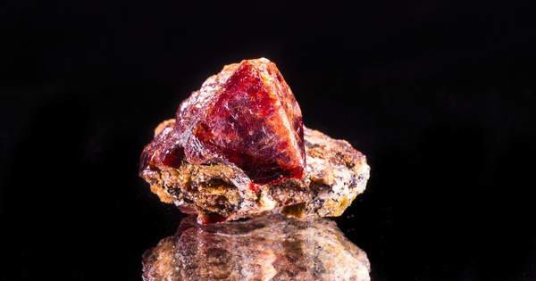 This ancient gemstone found in the Galapagos is baffling scientists