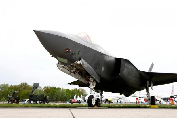 Belgium picks Lockheed's F-35 over Eurofighter on price