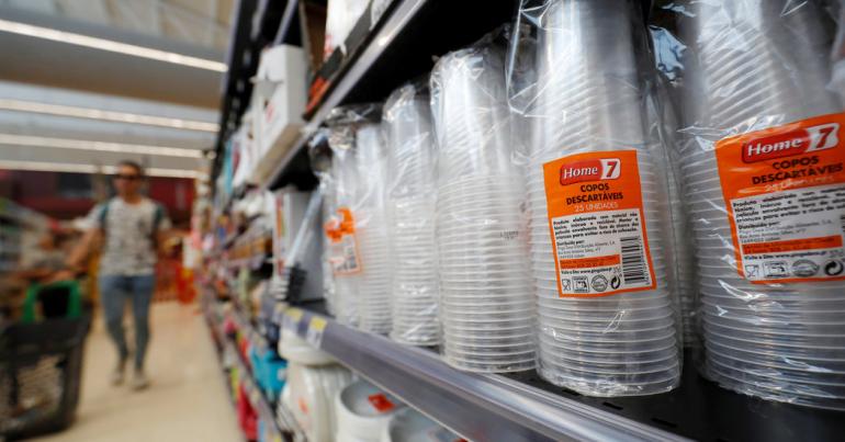 European Parliament Approves Ban on Single-Use Plastics
