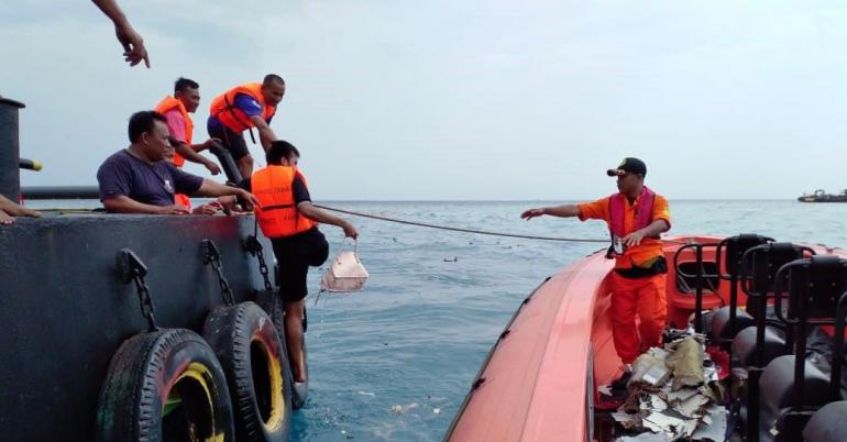 Lion Air Plane Crashes With 189 People Aboard in Indonesia