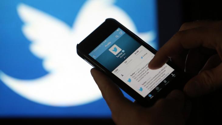 Twitter tests chronological-order button, will let users report fake accounts
