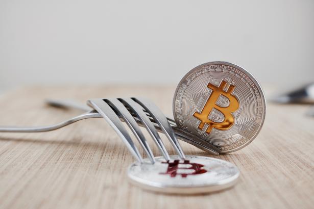 Bitcoin Cash’s ‘Mining War’ Escalates as Blockchain Hard Fork Approaches