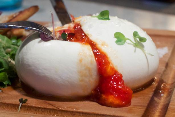 This stuffed burrata concoction is the new crustless pizza