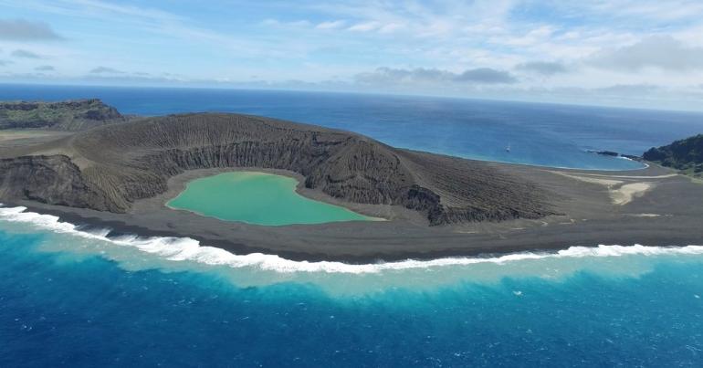 A Young Island on Earth May Reveal Clues to How Water Shaped Mars