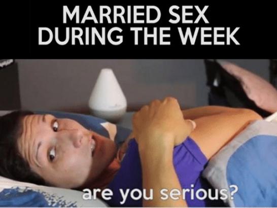 Chili dogs and Married sex during the week (8 GIFs)