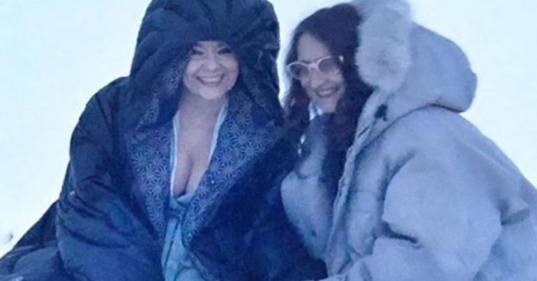 La postal de Lucrecia Martel junto a Björk bajo la intensa nieve de Islandia