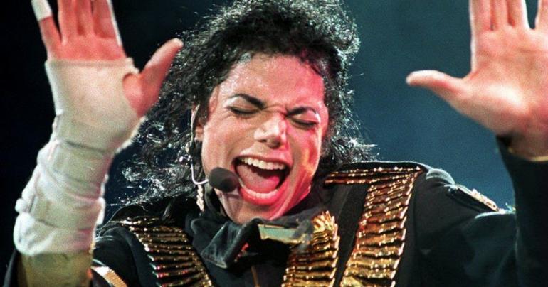 Demanda millonaria contra HBO para impedir que emita un documental sobre Michael Jackson