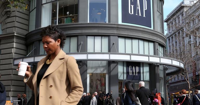 Cramer: 'It's about time' that Gap decided to split its businesses