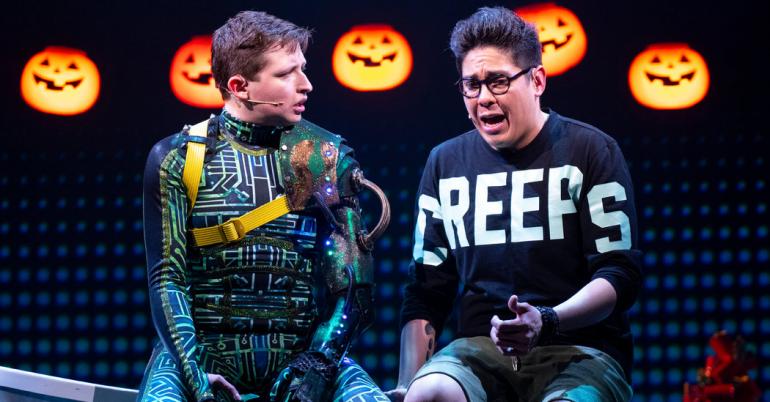 Review: Anxious Teenagers Learn to ‘Be More Chill’ on a Big Stage