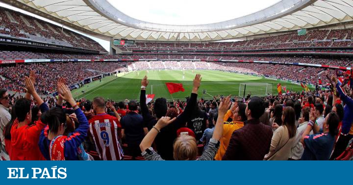 El Barça derrota al Atlético y comprime la Liga femenina en una cita con asistencia récord en un partido de clubes