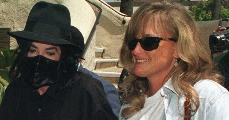 La ex esposa de Michael Jackson jura que los hijos del cantante son de un donante de esperma