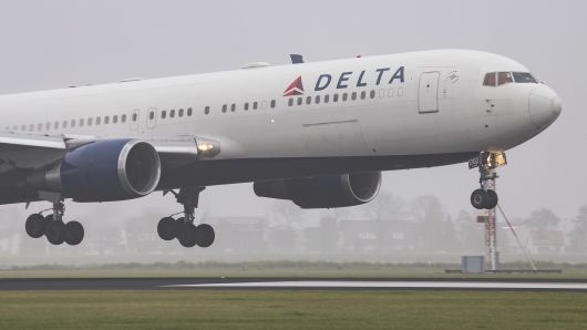 Airline stocks jump after Delta raises first-quarter earnings guidance on strong demand