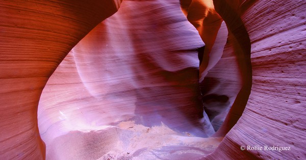 Photo: The twisty surreal desertscape of Lower Antelope Canyon