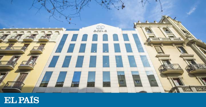 Despidos de oro y cenas con dinero público: así gastó 1,3 millones la mutua Activa