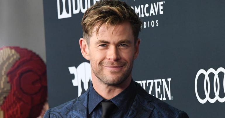 Take 1 Glance at These Hot Chris Hemsworth Pictures, and You'll Melt Into a Puddle