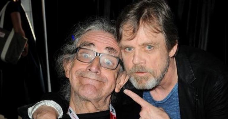 Dolor en el universo Star Wars: "Luke Skywalker" despidió a "Chewbacca"