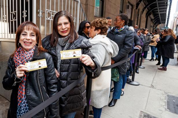 These live studio audience groupies are daytime TV fanatics