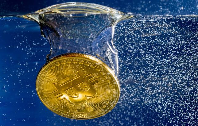 Analysts Believe Bitcoin May Continue Dipping Lower Before Surging to $6,500