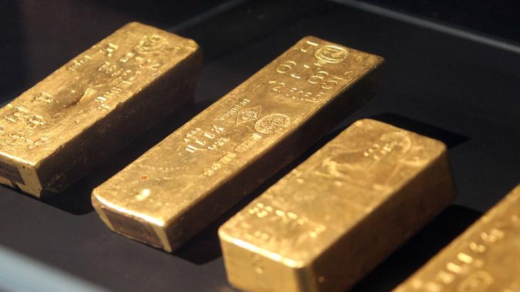 Metals Stocks: Gold notches a slim weekly gain as trade battle escalates