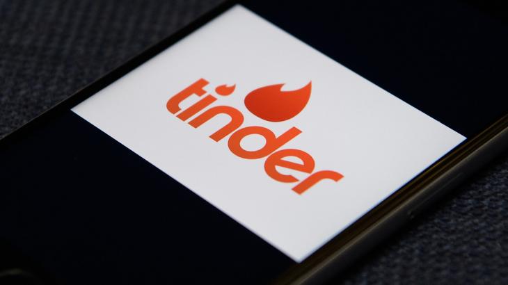 Armed gang posed as single women on Tinder to lure men — then allegedly beat and robbed them at gunpoint