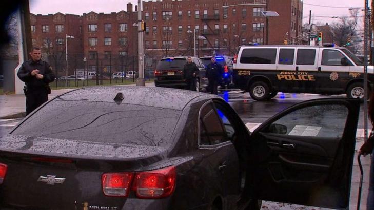 Massive gun battle erupts in New Jersey, officer shot